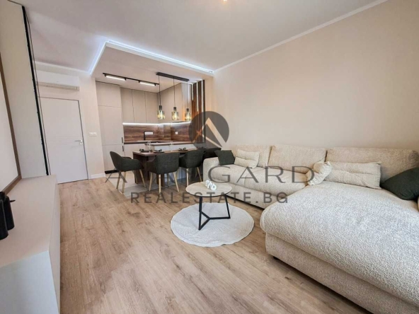 Двустаен апартамент в Пловдив, Кършияка - 68 кв.м за 1200 €/кв.м - Снимка #1