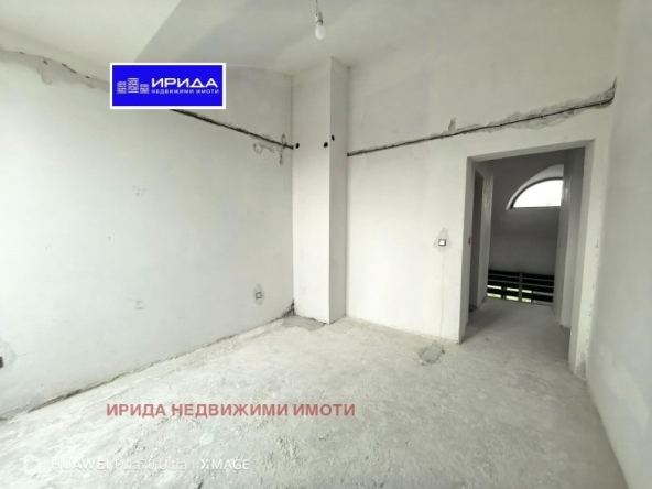 Тристаен апартамент в София, Бъкстон - 126 кв.м за 2000 €/кв.м - Снимка #1
