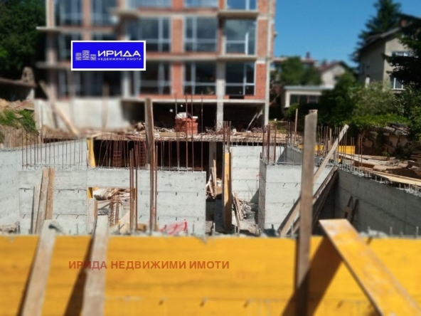 Многостаен апартамент в София, Карпузица - 200 кв.м за 1650 €/кв.м - Снимка #1