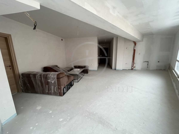 Тристаен апартамент в Пловдив, Кючук Париж - 80 кв.м за 1188 €/кв.м - Снимка #1