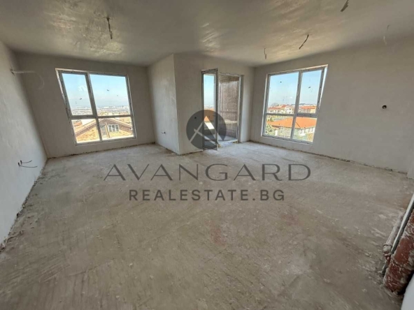 Тристаен апартамент в с. Марково, Област Пловдив - 132 кв.м за 1349 €/кв.м - Снимка #1