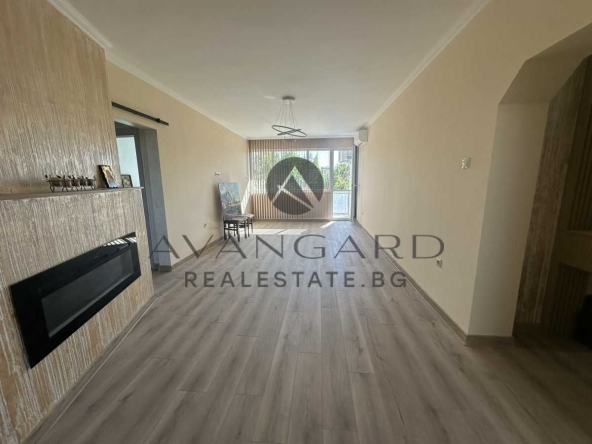 Тристаен апартамент в Пловдив, Кършияка - 125 кв.м за 2240 €/кв.м - Снимка #1