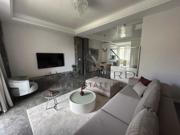 Къща в Пловдив, Остромила - 301 кв.м за 1313 €/кв.м - Снимка #1