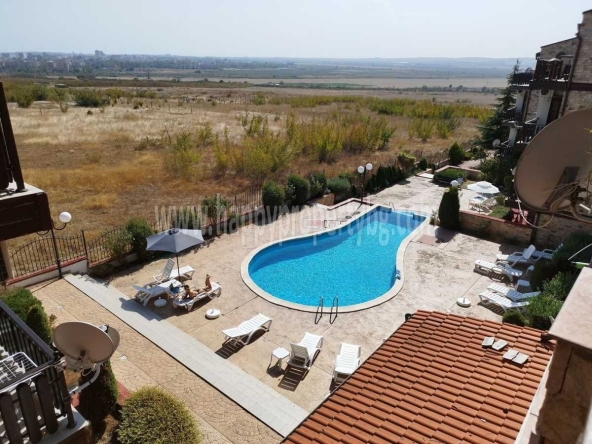 Двустаен апартамент в с. Кошарица, Област Бургас - 92 кв.м за 598 €/кв.м - Снимка #1