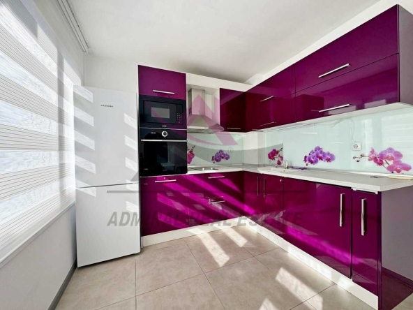 Дава се под наем Тристаен апартамент в Варна, Лятно кино Тракия - 100 кв.м за 500 € - Снимка #1