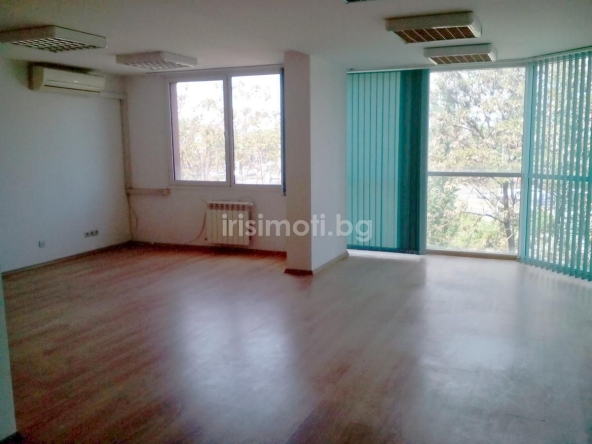 Дава се под наем Офис в София, Център - 68 кв.м за 408 € - Снимка #1