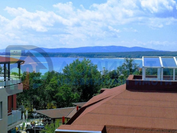 Двустаен апартамент в Приморско - 70 кв.м за 929 €/кв.м - Снимка #1