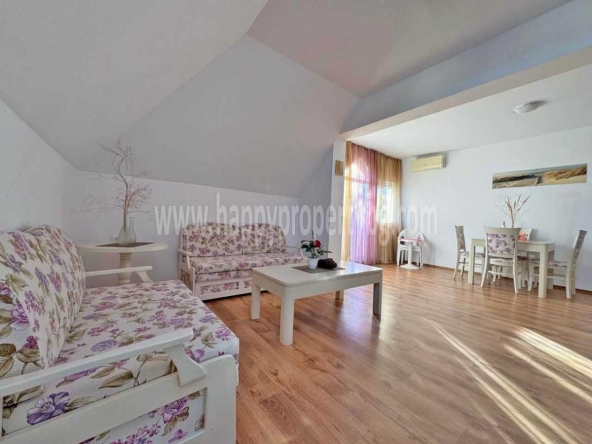 Двустаен апартамент в к.к. Слънчев бряг - 57 кв.м за 1167 €/кв.м - Снимка #1