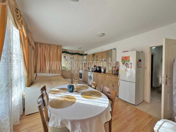 Двустаен апартамент в к.к. Слънчев бряг - 60 кв.м за 1100 €/кв.м - Снимка #1