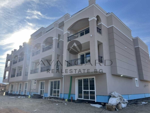 Тристаен апартамент в Пловдив, Беломорски - 117 кв.м за 954 €/кв.м - Снимка #1