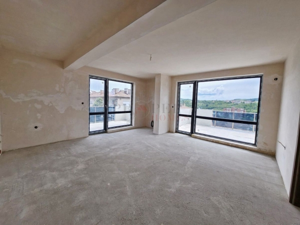 Тристаен апартамент в Велико Търново, Център - 145 кв.м за 856 €/кв.м - Снимка #1