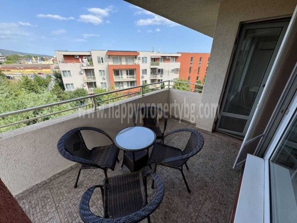 Тристаен апартамент в к.к. Слънчев бряг - 74 кв.м за 973 €/кв.м - Снимка #1