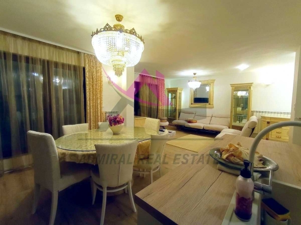 Дава се под наем Четиристаен апартамент в Варна, Бриз - 200 кв.м за 1400 € - Снимка #1