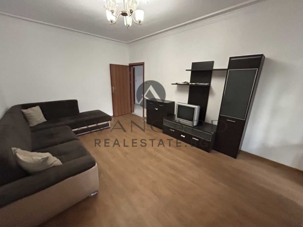 Тристаен апартамент в Пловдив, Кючук Париж - 87 кв.м за 1472 €/кв.м - Снимка #1