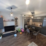 Дава се под наем Тристаен апартамент в София, Света Троица - 90 кв.м за 350 € - Снимка #1