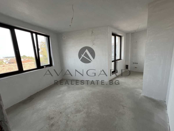 Двустаен апартамент в Пловдив, Център - 60 кв.м за 2317 €/кв.м - Снимка #1