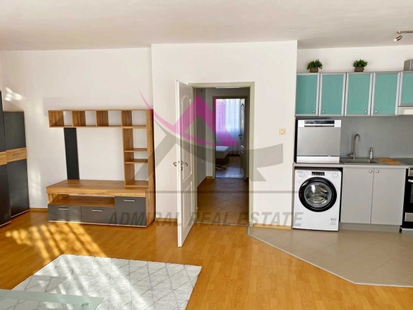 Дава се под наем Тристаен апартамент в Варна, Лятно кино Тракия - 93 кв.м за 600 € - Снимка #1