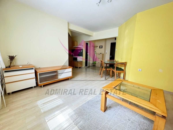 Дава се под наем Двустаен апартамент в Варна, Базар Левски - 56 кв.м за 325 € - Снимка #1