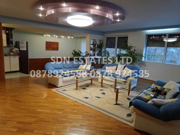 Етаж от къща в Казанлък - 120 кв.м за 1063 €/кв.м - Снимка #1