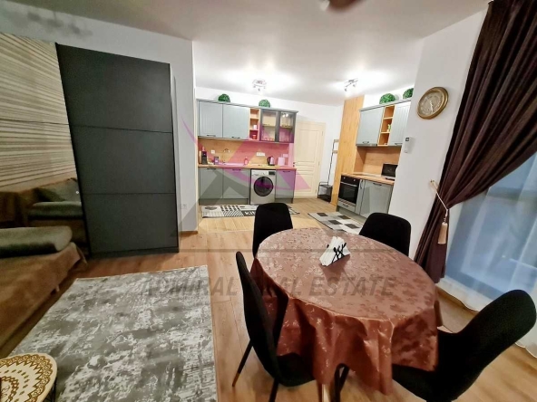 Дава се под наем Едностаен апартамент в Варна, Център - 60 кв.м за 750 € - Снимка #1