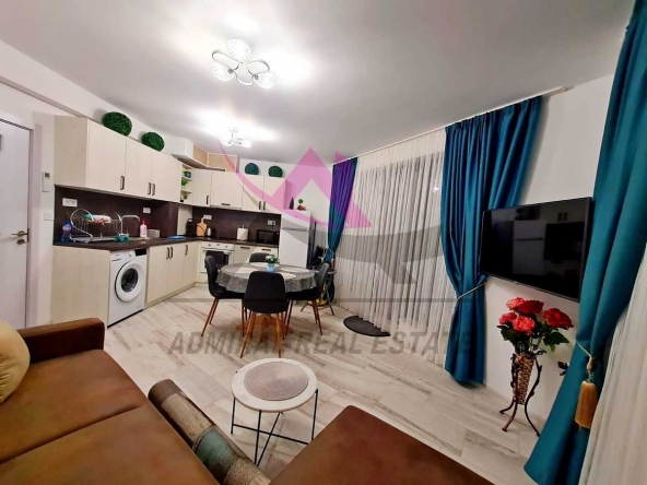 Дава се под наем Тристаен апартамент в Варна, Център - 80 кв.м за 1000 € - Снимка #1