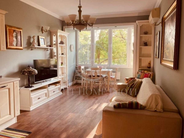 Двустаен апартамент в Пловдив, Център - 55 кв.м за 2946 €/кв.м - Снимка #1