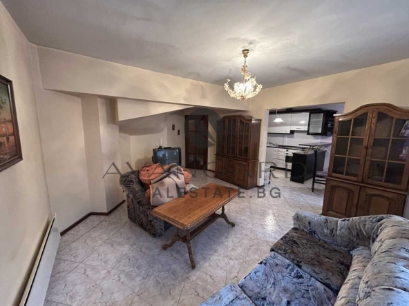 Тристаен апартамент в Пловдив, Кършияка - 104 кв.м за 1827 €/кв.м - Снимка #1