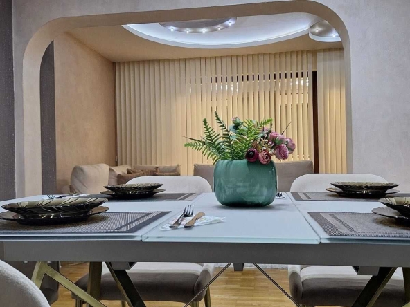 Тристаен апартамент в Пловдив, Гагарин - 93 кв.м за 1871 €/кв.м - Снимка #1