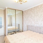 Дава се под наем Двустаен апартамент в София, Дружба 1 - 80 кв.м за 355 € - Снимка #1