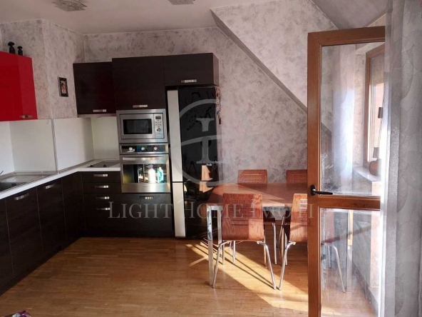 Тристаен апартамент в Пловдив, Кючук Париж - 97 кв.м за 1083 €/кв.м - Снимка #1