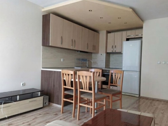 Дава се под наем Тристаен апартамент в Пловдив, Каменица 1 - 85 кв.м за 423.81 € - Снимка #1