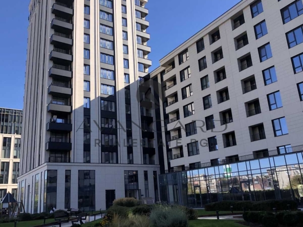 Двустаен апартамент в Пловдив, Каменица 1 - 132 кв.м за 1329 €/кв.м - Снимка #1