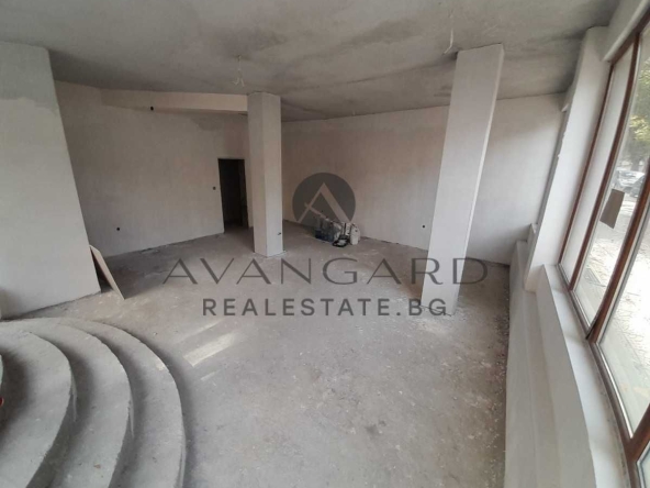 Магазин в Пловдив, Кючук Париж - 148 кв.м за 859 €/кв.м - Снимка #1