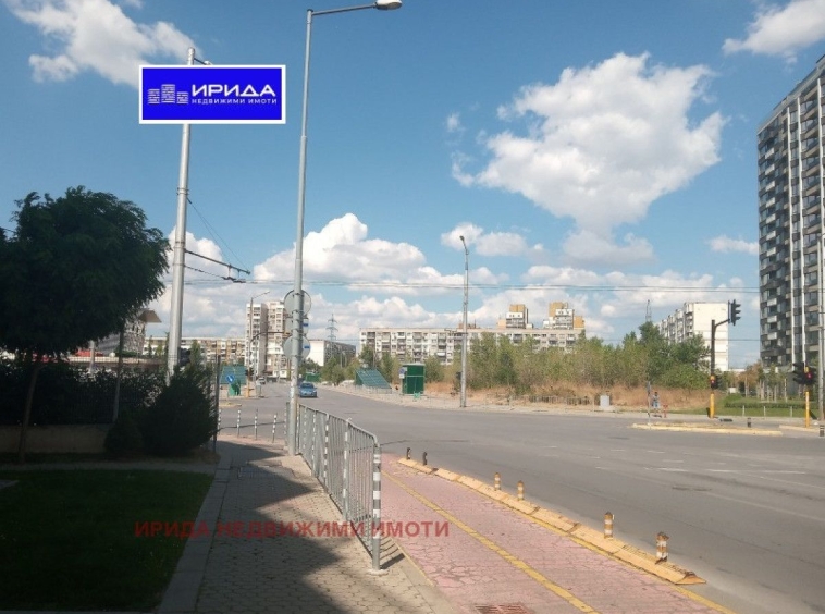 Тристаен апартамент в София, Дружба 2 - 124 кв.м за 1698 €/кв.м - Снимка #1