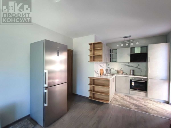 Двустаен апартамент в Велико Търново, Център - 59 кв.м за 1254 €/кв.м - Снимка #1