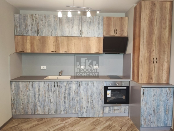 Двустаен апартамент в Велико Търново, Център - 62 кв.м за 1275 €/кв.м - Снимка #1