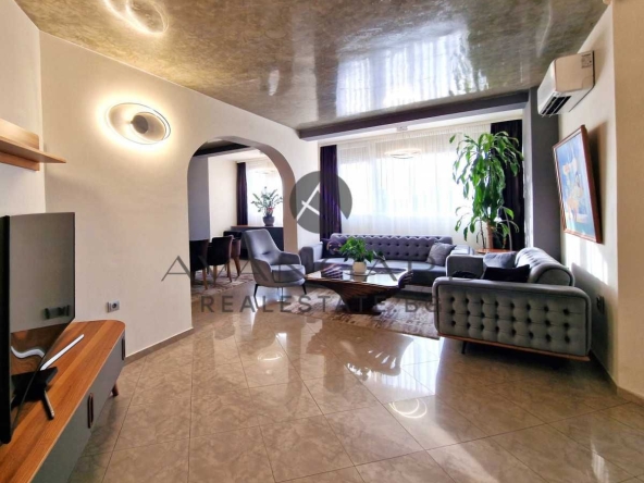 Тристаен апартамент в Пловдив, Тракия - 118 кв.м за 1864 €/кв.м - Снимка #1