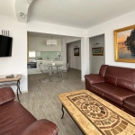 Тристаен апартамент в Поморие - 91 кв.м за 1868 €/кв.м - Снимка #1