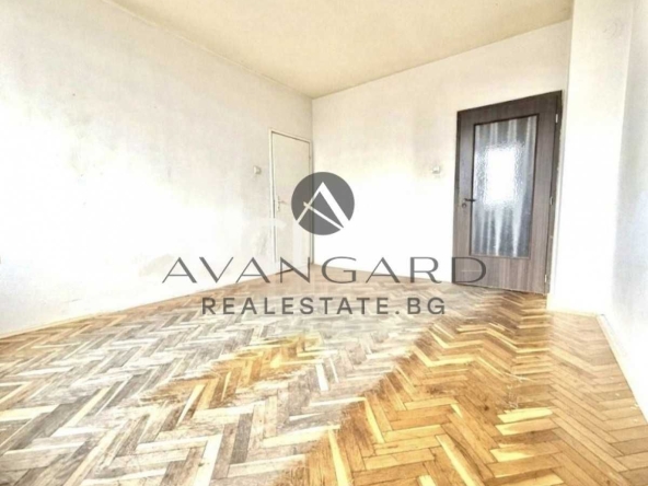 Двустаен апартамент в Пловдив, Център - 60 кв.м за 1063 €/кв.м - Снимка #1
