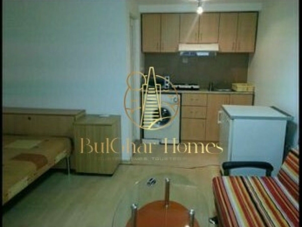 Дава се под наем Едностаен апартамент в Варна, Автогара - 30 кв.м за 248.88 € - Снимка #1