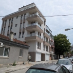 Тристаен апартамент в Варна, Колхозен пазар - 165 кв.м за 835 €/кв.м - Снимка #1