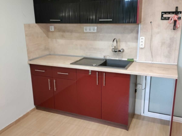 Тристаен апартамент в Варна, Владислав Варненчик - 96 кв.м за 1094 €/кв.м - Снимка #1
