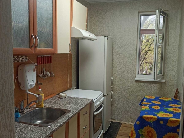 Дава се под наем Едностаен апартамент в Добрич, Градска болница - 47 кв.м за 204 € - Снимка #1