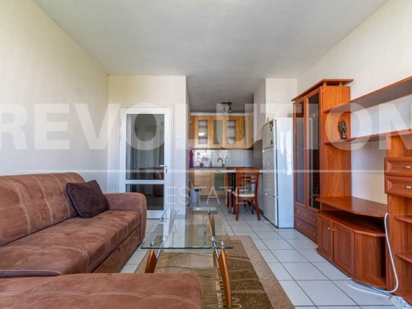 Дава се под наем Двустаен апартамент в Пловдив, Каменица 1 - 60 кв.м за 380 € - Снимка #1