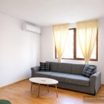 Дава се под наем Едностаен апартамент в Пловдив, Кършияка - 45 кв.м за 298.86 € - Снимка #1