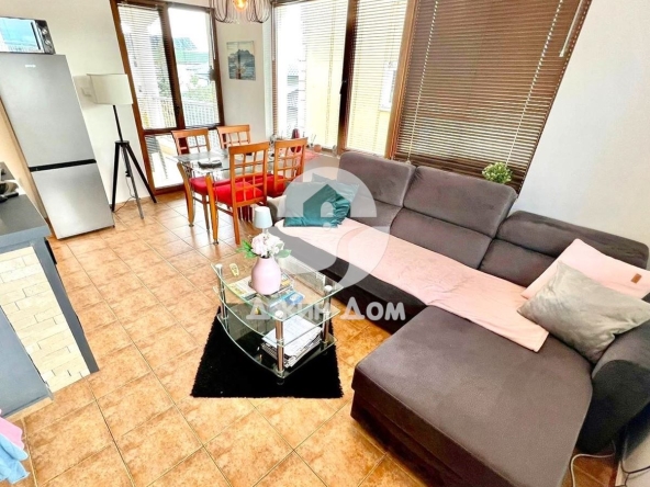 Тристаен апартамент в с. Равда, Област Бургас - 70 кв.м за 2000 €/кв.м - Снимка #1