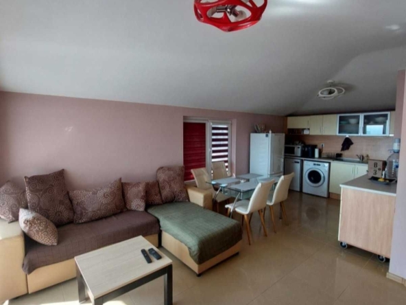 Тристаен апартамент в к.к. Св.Св. Константин и Елена - 80 кв.м за 2113 €/кв.м - Снимка #1