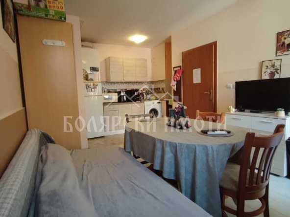 Дава се под наем Двустаен апартамент в Велико Търново, Център - 45 кв.м за 306 € - Снимка #1