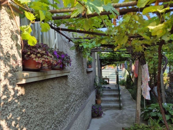 Къща в Горна Оряховица - 102 кв.м за 879 €/кв.м - Снимка #1