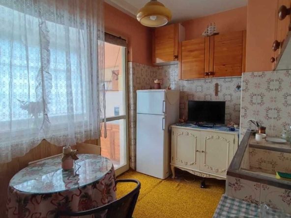Двустаен апартамент в Варна, Трошево - 48 кв.м за 1605 €/кв.м - Снимка #1